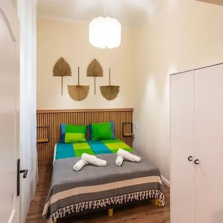 Tilia Apartament *